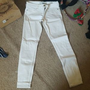 Abercrombie 2R white jeans skinny